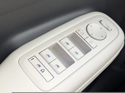 2026 Hyundai SANTA FE HYBRID — photo 22 view