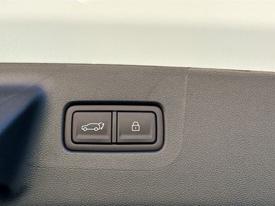 2026 Hyundai SANTA FE HYBRID — photo 15 view