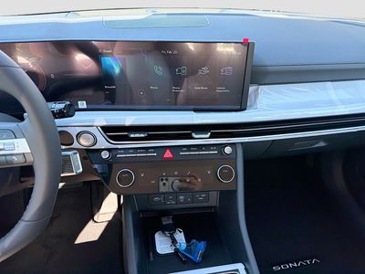 2026 Hyundai SONATA — photo 17 view