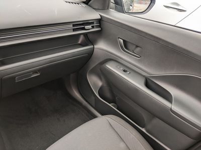 2025 Hyundai KONA - Photo 14