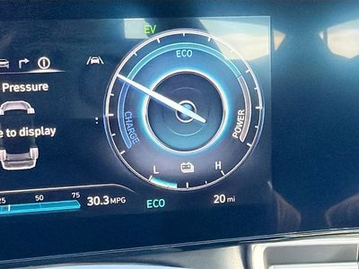 2026 Hyundai ELANTRA HYBRID - Photo 39