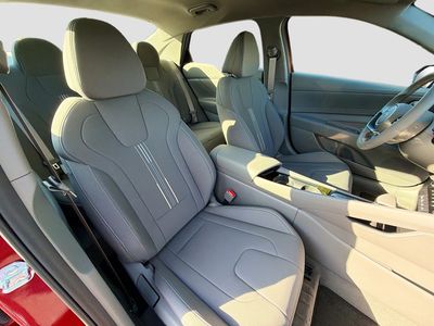 2026 Hyundai ELANTRA HYBRID - Photo 14