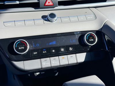 2026 Hyundai ELANTRA HYBRID - Photo 32