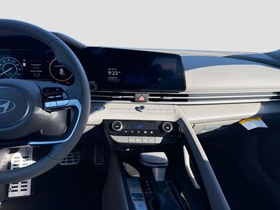 2026 Hyundai ELANTRA HYBRID - Photo 18