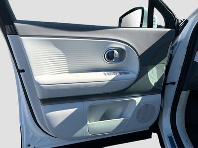 2026 Hyundai IONIQ 9 - Photo 22
