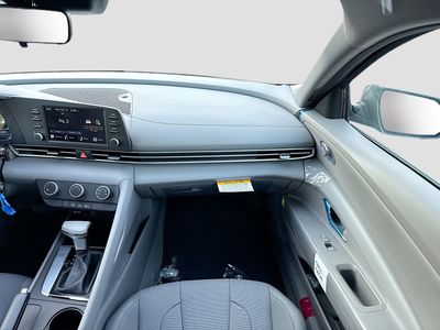2026 Hyundai ELANTRA - Photo 16