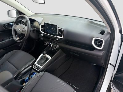 2026 Hyundai VENUE - Photo 13