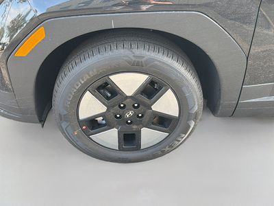 2026 Hyundai SANTA FE HYBRID — photo 40 view