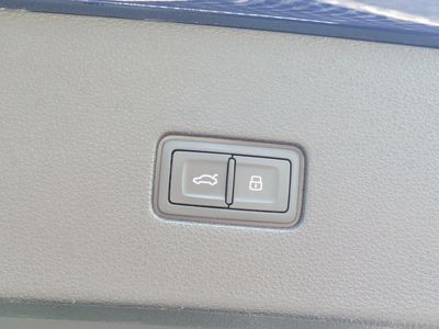 2021 Audi Q8 - Photo 14
