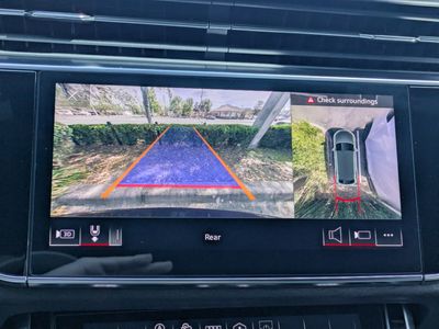 2021 Audi Q8 - Photo 24