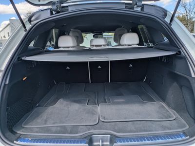 2025 Mercedes-Benz GLC - Photo 12