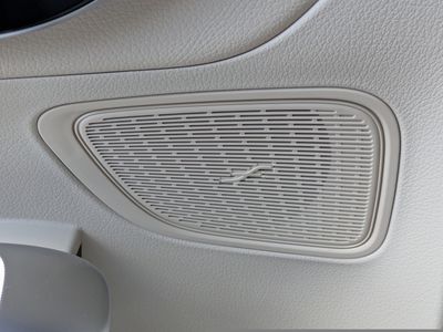 2025 Mercedes-Benz GLC - Photo 26
