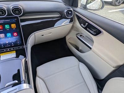 2025 Mercedes-Benz GLC - Photo 20