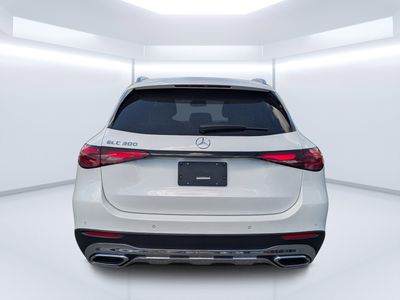 2025 Mercedes-Benz GLC - Photo 4