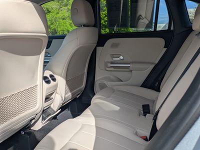 2025 Mercedes-Benz GLA - Photo 14