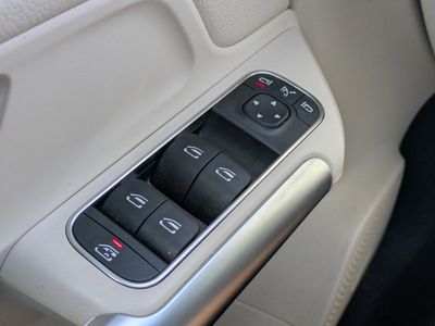 2025 Mercedes-Benz GLA - Photo 29