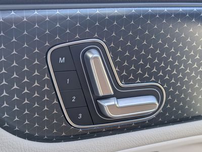 2025 Mercedes-Benz GLA - Photo 24
