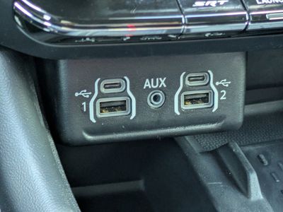2025 Dodge Durango - Photo 25
