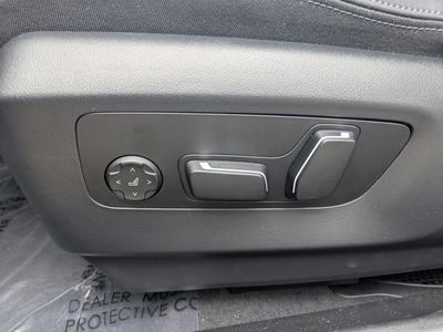 2025 BMW 5 Series - Photo 19