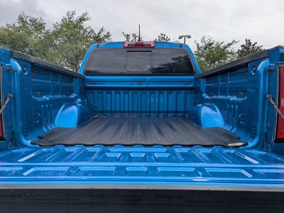 2022 Chevrolet Colorado - Photo 11