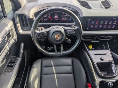 2024 Porsche Cayenne - Photo 15