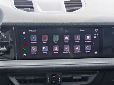2024 Porsche Cayenne - Photo 17
