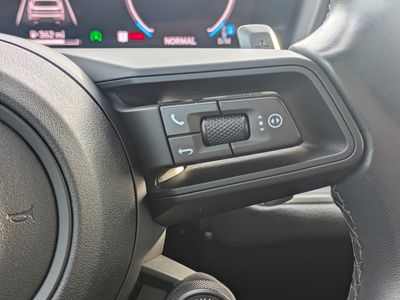 2024 Porsche Cayenne - Photo 27