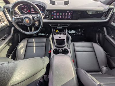 2024 Porsche Cayenne - Photo 14
