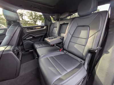 2024 Porsche Cayenne - Photo 13