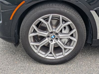 2025 BMW X7 - Photo 11