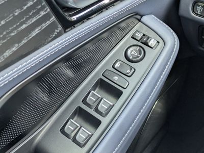 2025 Acura MDX - Photo 30