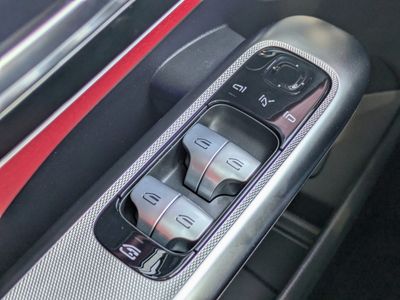 2026 Mercedes-Benz GLC - Photo 30