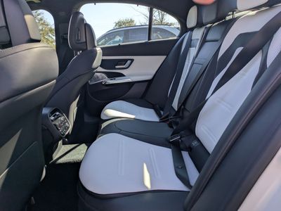 2026 Mercedes-Benz E-Class - Photo 14