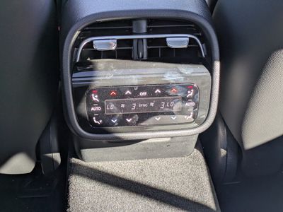 2026 Mercedes-Benz E-Class - Photo 15