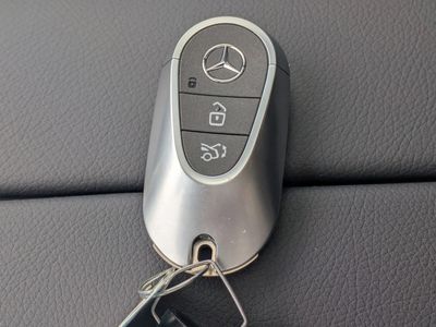 2026 Mercedes-Benz GLC - Photo 29
