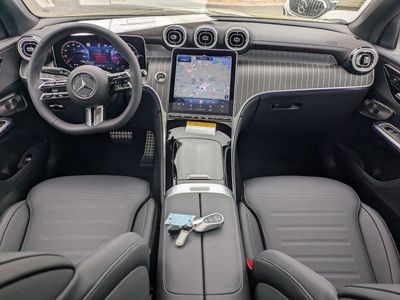 2026 Mercedes-Benz GLC - Photo 8