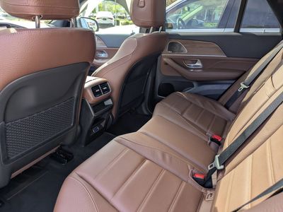 2026 Mercedes-Benz GLE - Photo 16
