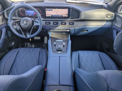 2026 Mercedes-Benz GLS - Photo 2