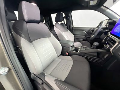 2025 Toyota Tacoma - Photo 27
