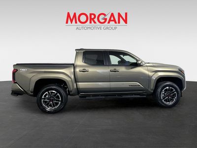 2025 Toyota Tacoma - Photo 2