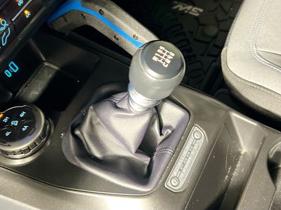 2022 Ford Bronco - Photo 21