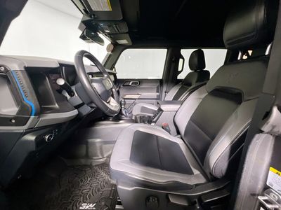2022 Ford Bronco - Photo 12