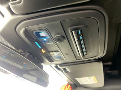 2022 Ford Bronco - Photo 18