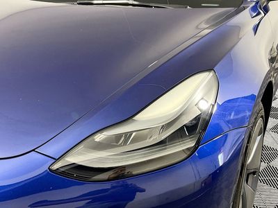 2023 Tesla Model 3 - Photo 9