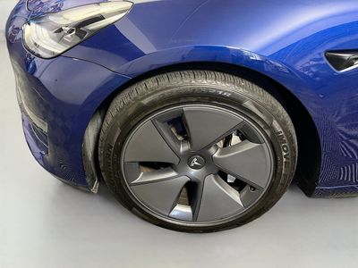 2023 Tesla Model 3 - Photo 11