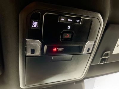 2024 Toyota Tacoma - Photo 18