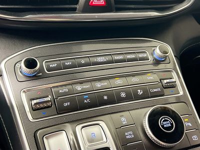 2021 Hyundai Santa Fe - Photo 23