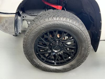 2020 Toyota Tundra - Photo 11