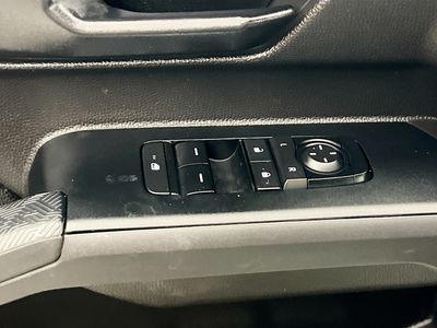 2024 Toyota Tacoma - Photo 14