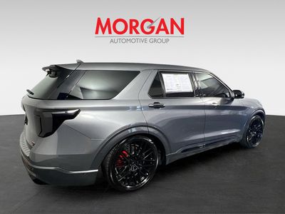 2023 Ford Explorer - Photo 3